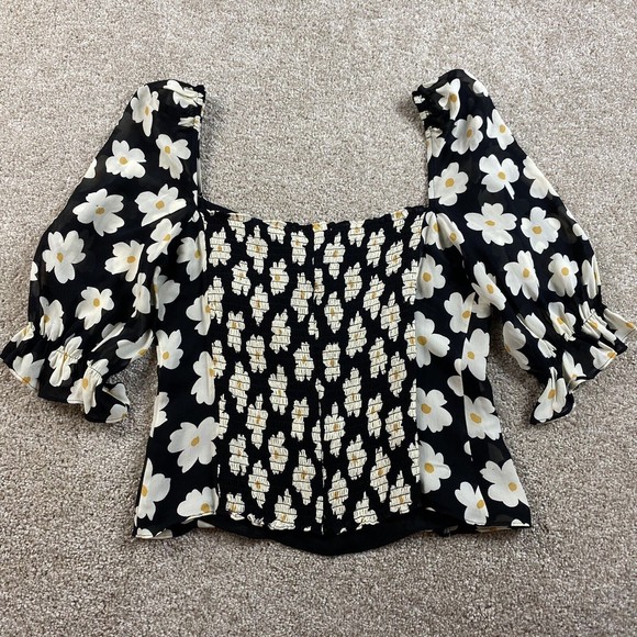 Floral Black and White Women's Top - Picture 7 of 12